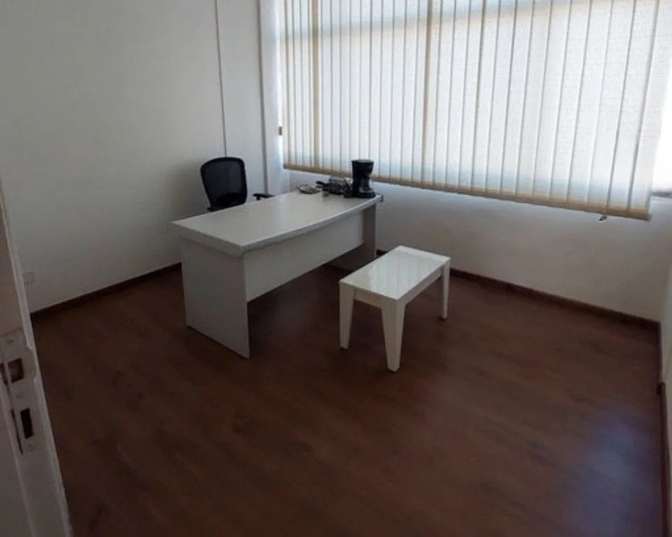 Office for rent in Dekwaneh — الصورة 2