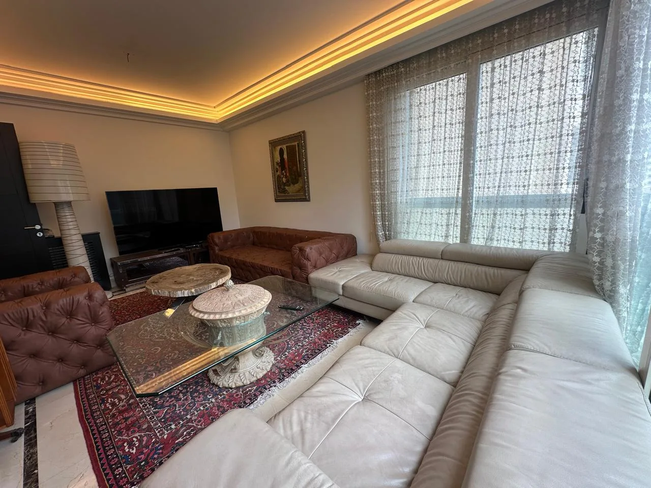 Apartment for Sale in Ras Beirut — الصورة 4