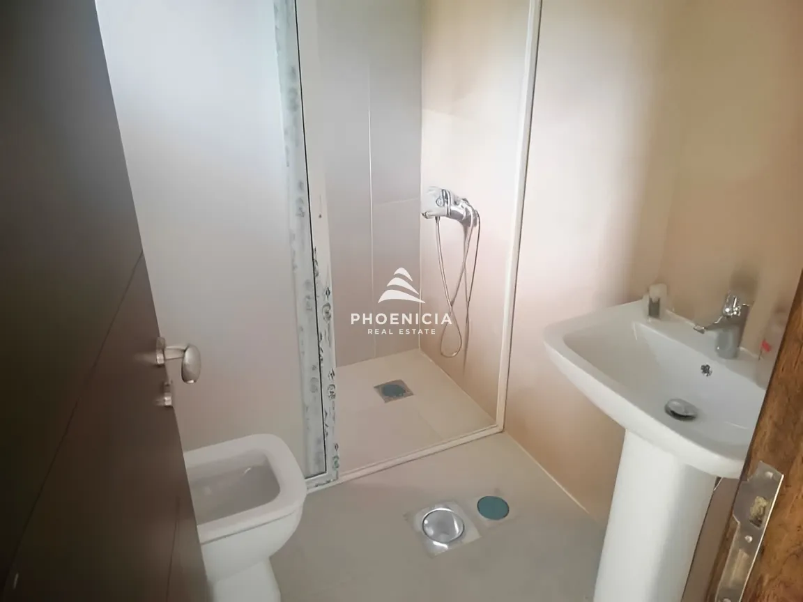 Apartment for Sale in Bouar, Lebanon — الصورة 3