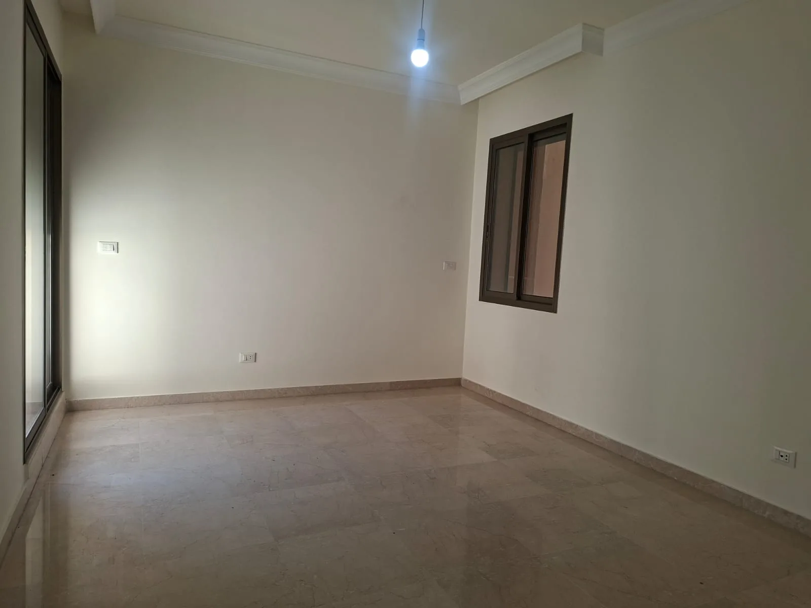 Apartment for Sale in Manara, Beirut, Lebanon — الصورة 8