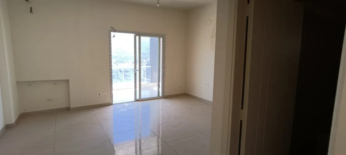 Duplex for Sale in Ballouneh, Lebanon — الصورة 10