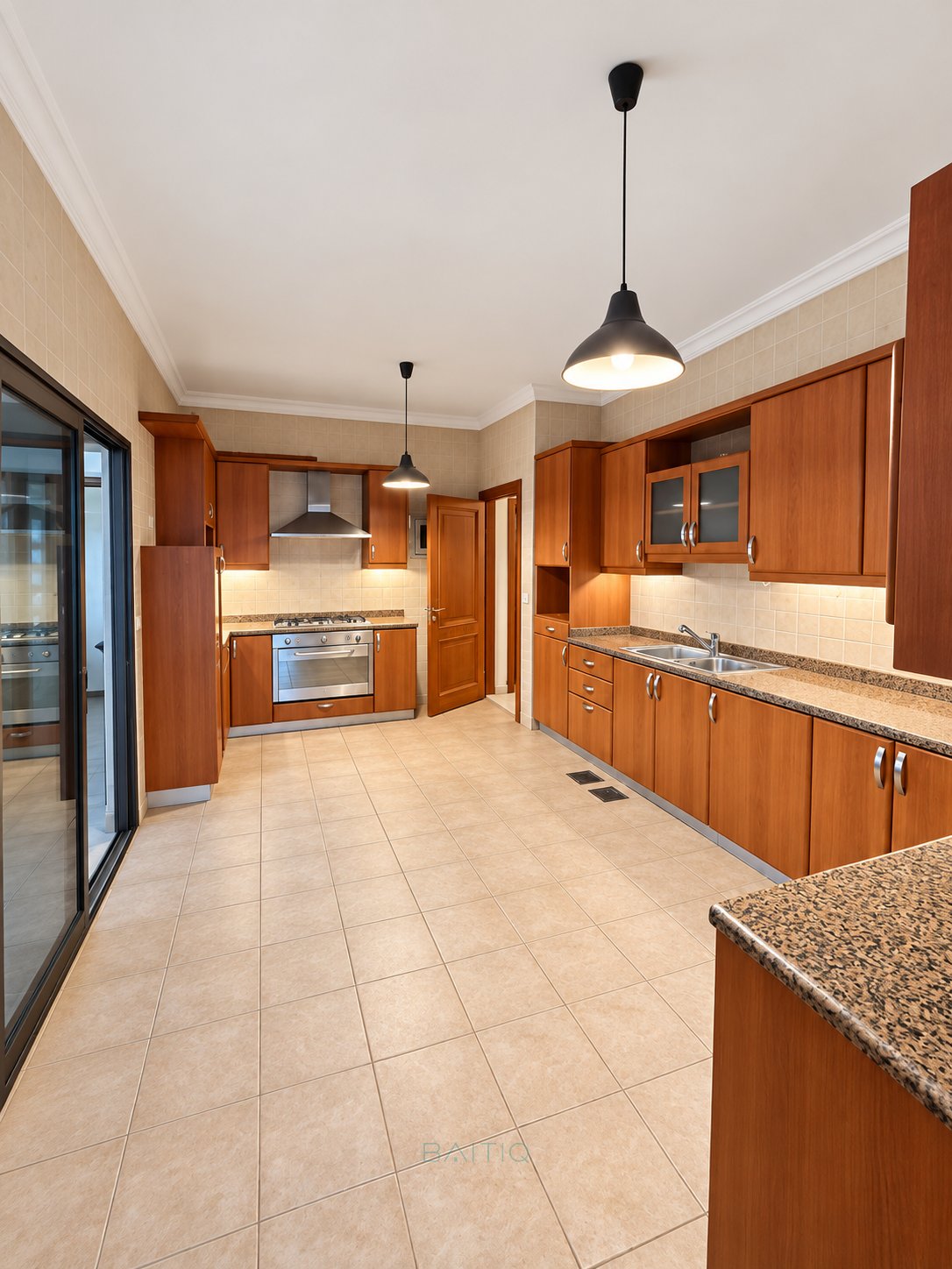 Apartment for Sale 270 sqm on 2nd Floor - شقة للبيع 270 م² في الطابق الثاني — الصورة 6