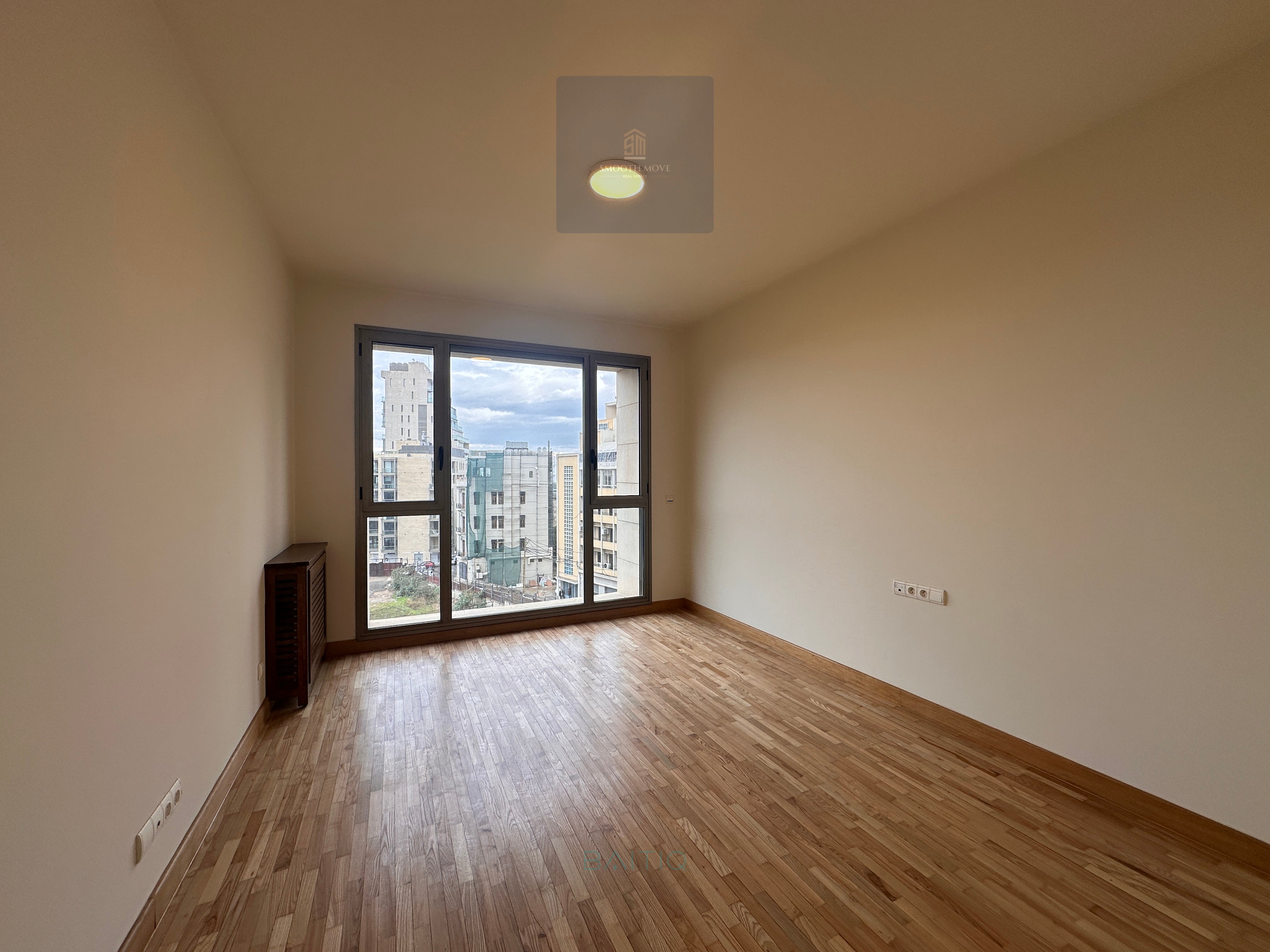 Spacious Apartment for Sale in Saifi, Beirut — الصورة 10