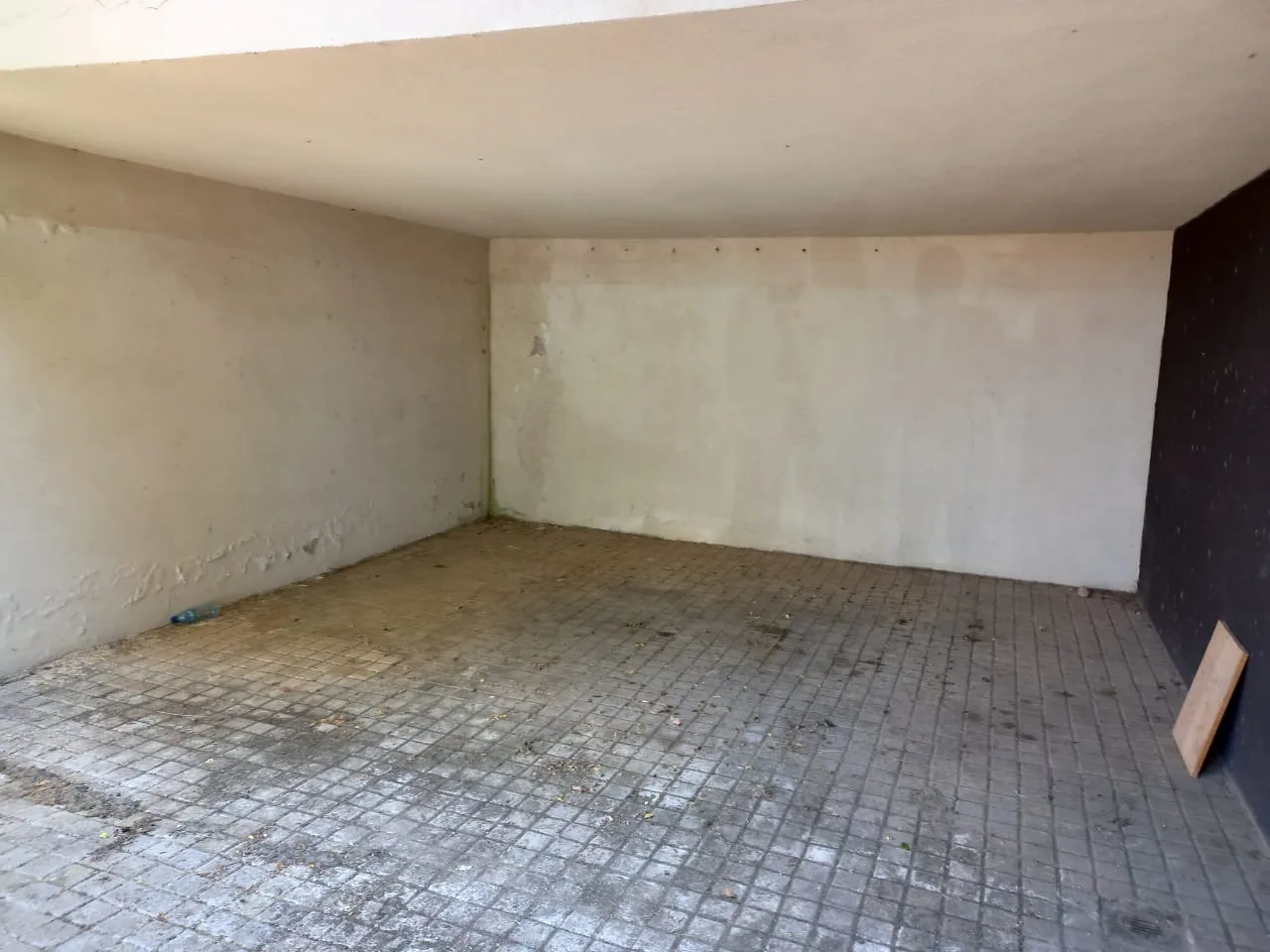 Apartment for Sale in Haret Sakher — الصورة 4