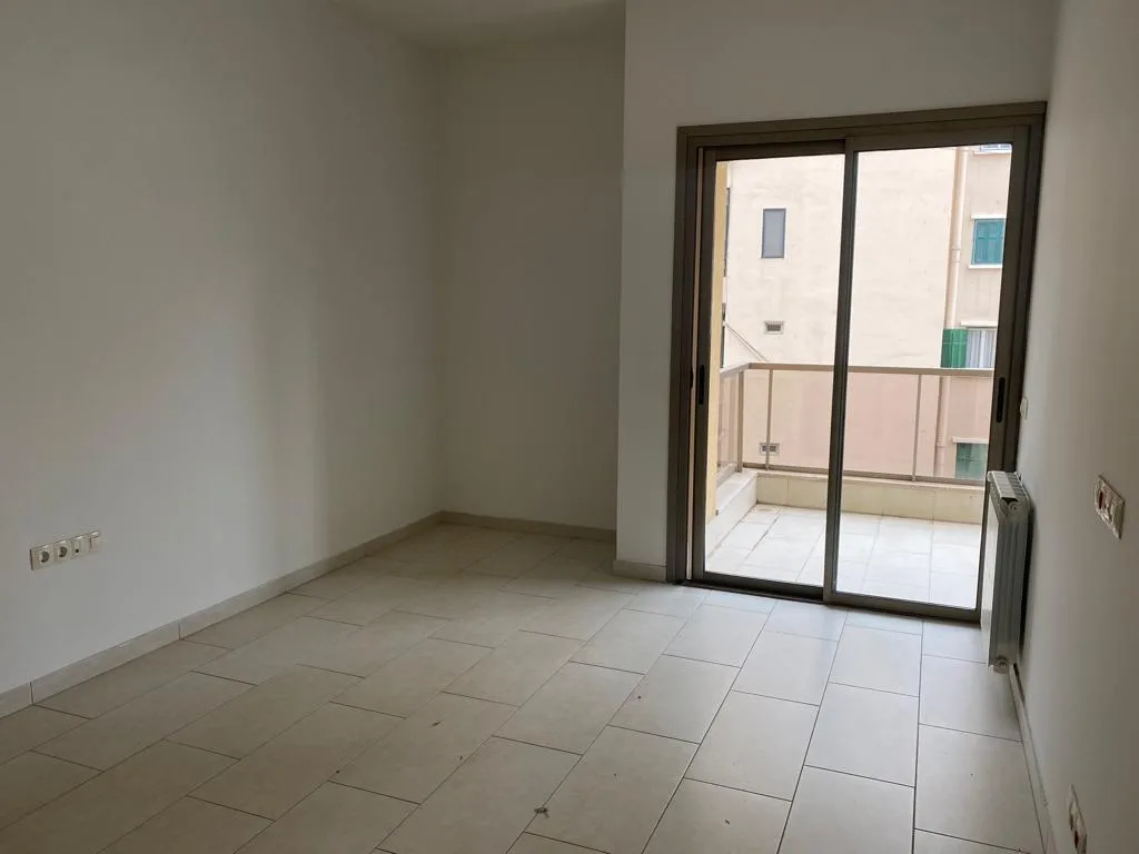 Apartment for Sale in Gemmayzeh, Beirut, Lebanon — الصورة 5