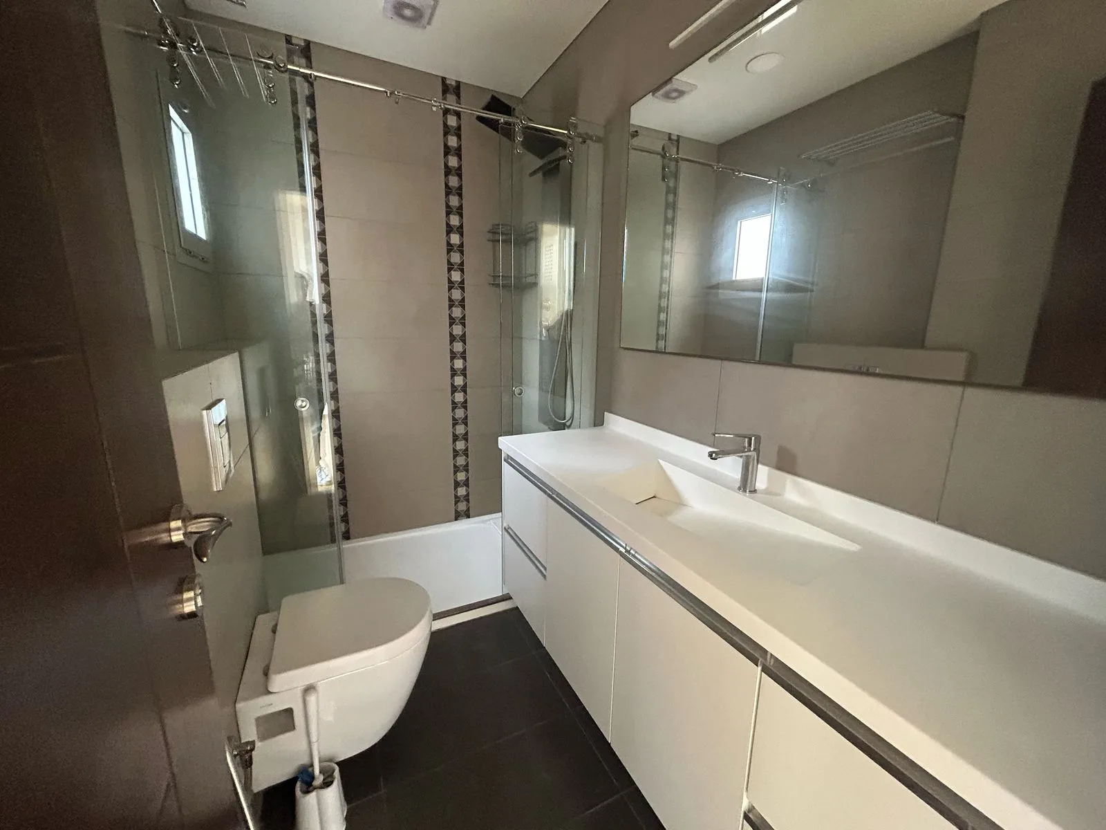 Apartment for Sale in Tallet Khayat, Beirut, Lebanon — الصورة 9