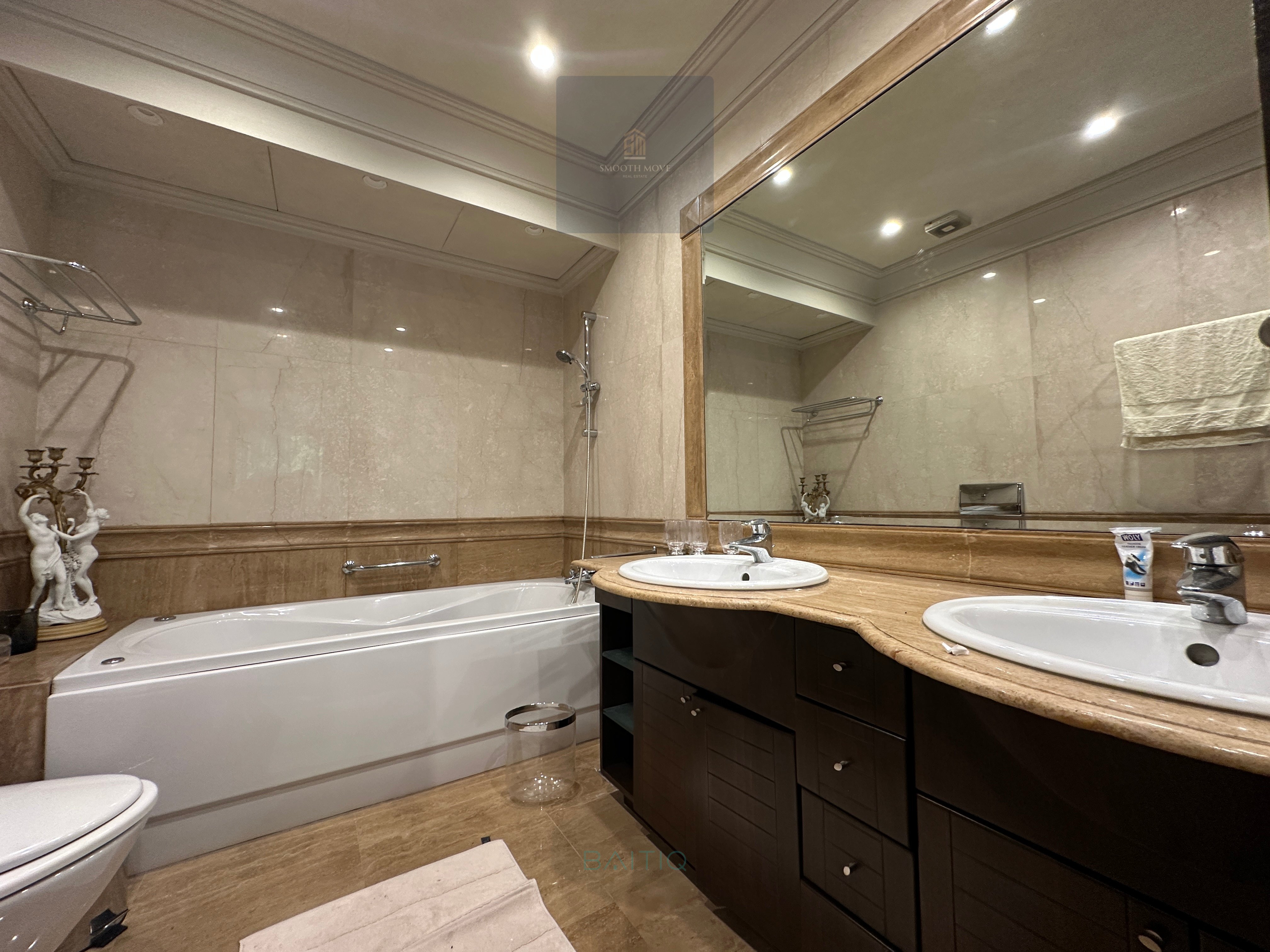 Spacious Furnished Apartment for Sale in Clemenceau — الصورة 8