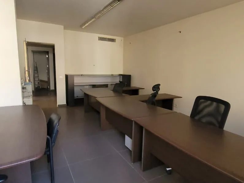 Office for Rent in Baouchriyeh — photo 2