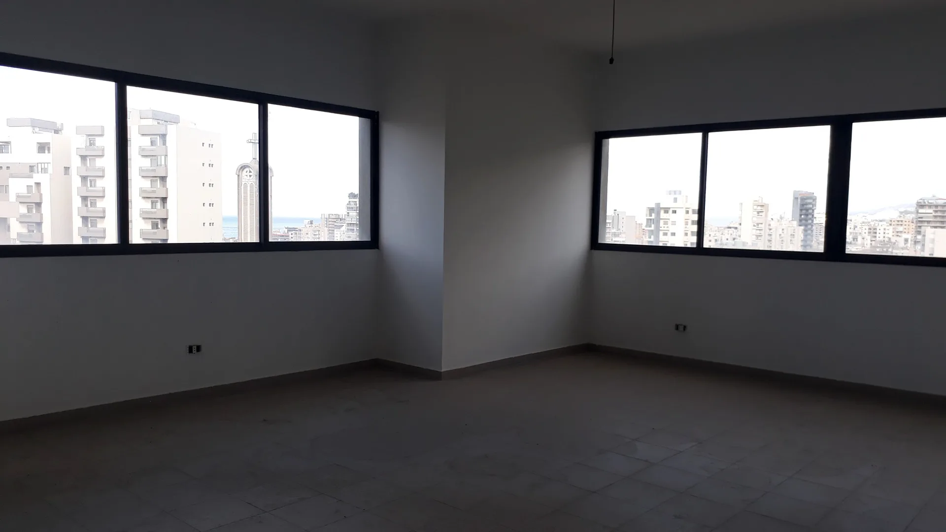 Office for sale in Jdeideh — الصورة 5
