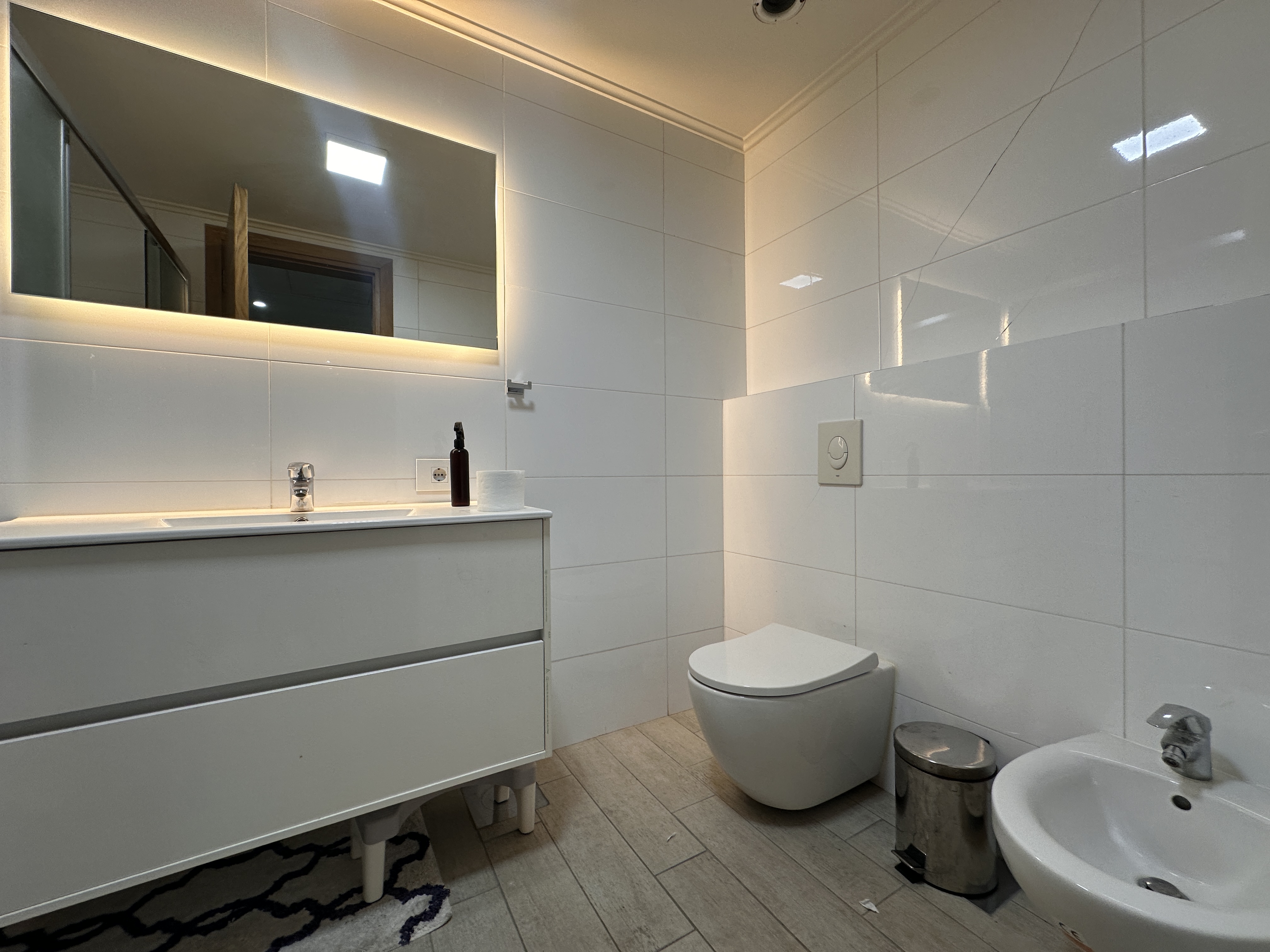 Lovely Layout Apartment in Calm Area for Sale in Achrafieh, Beirut — الصورة 6
