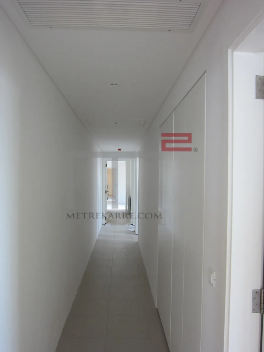 Apartment for Sale in Manara — الصورة 4