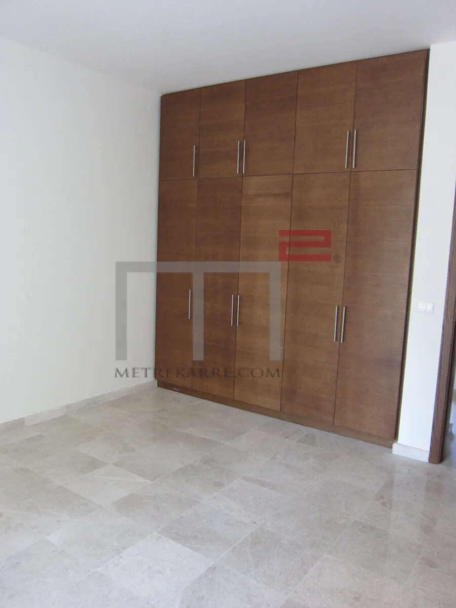 Apartment for Sale in Clemenceau — الصورة 3