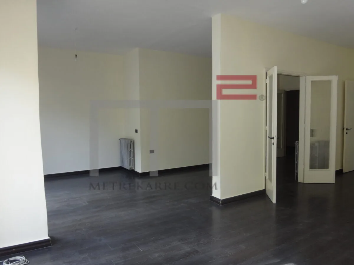 Apartment for Rent in Mar Mikhael — الصورة 2