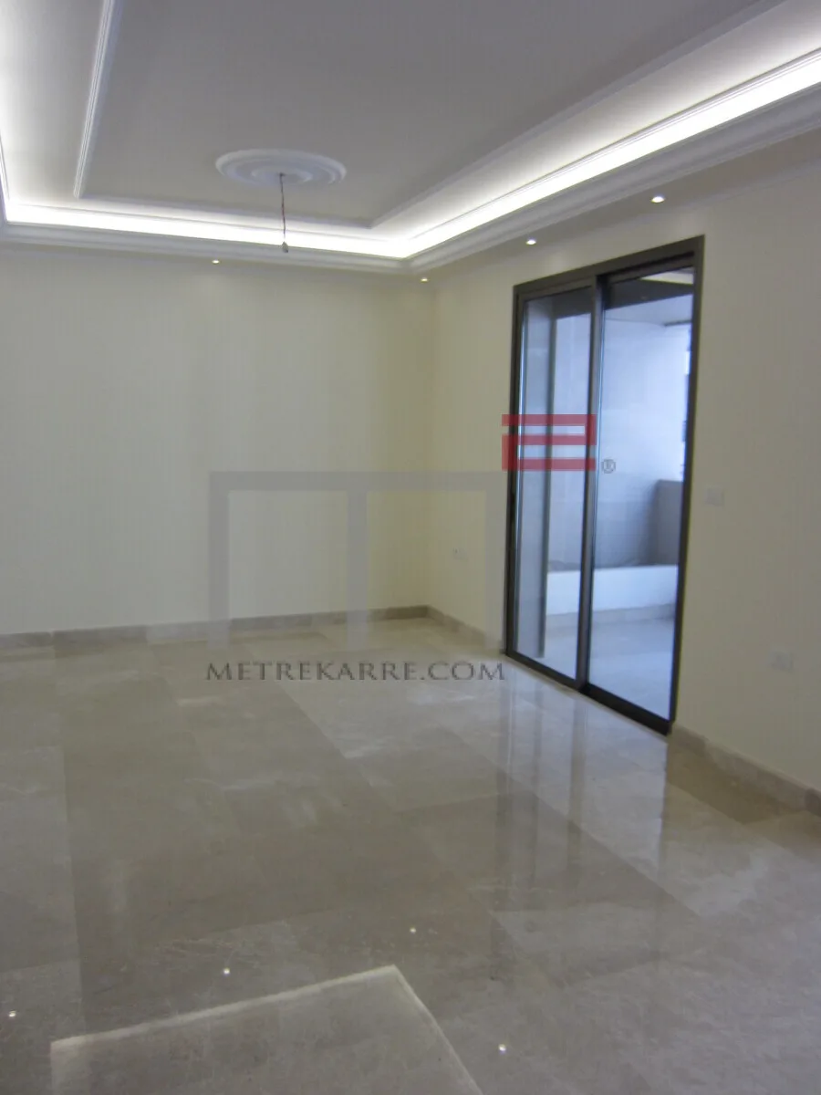 Apartment for Rent in Ain El Mreisse
