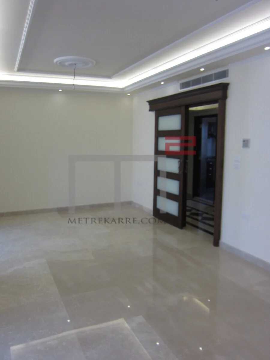 Apartment for Rent in Ain El Mreisse