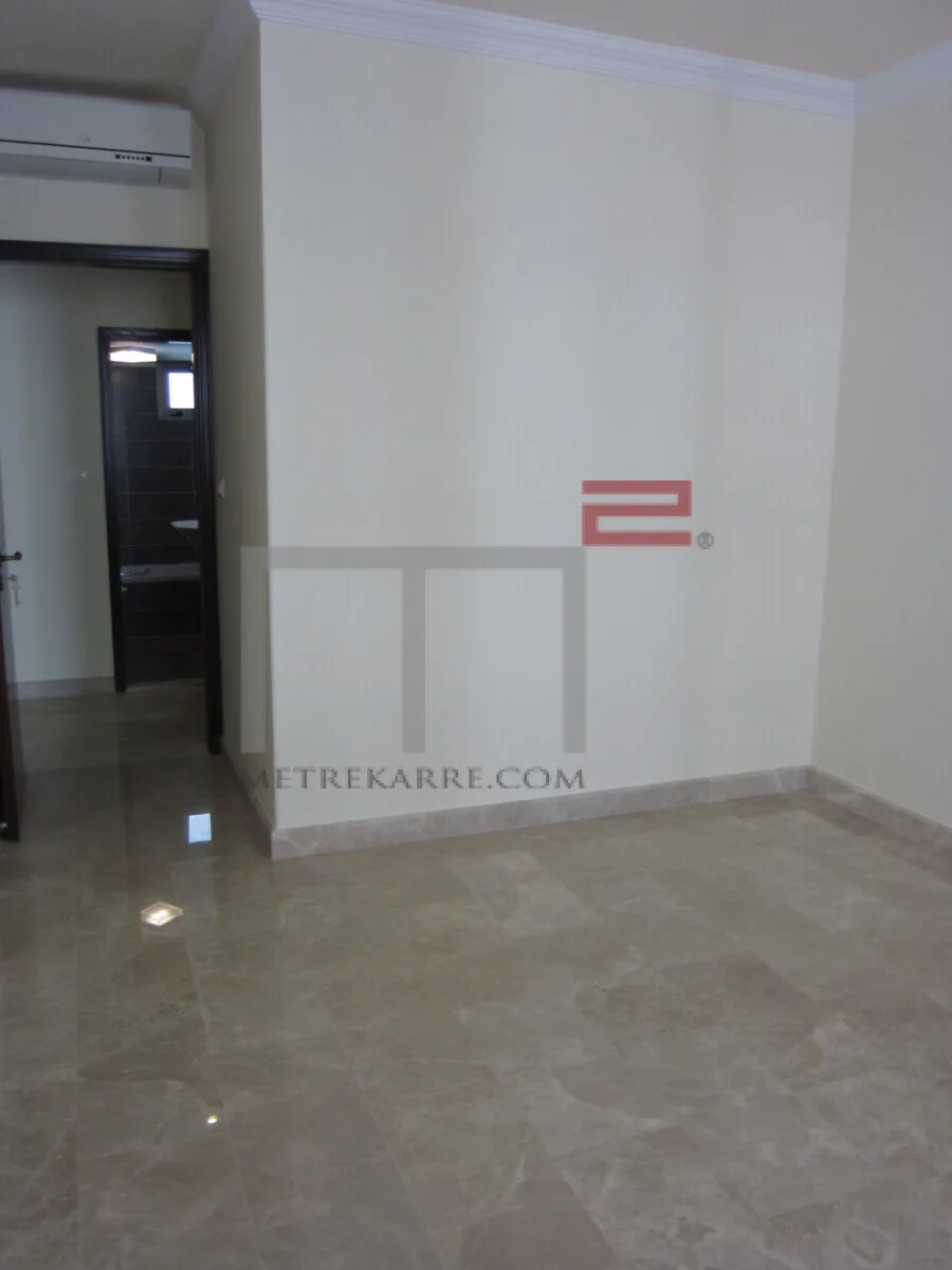 Apartment for Rent in Ain El Mreisse — photo 5