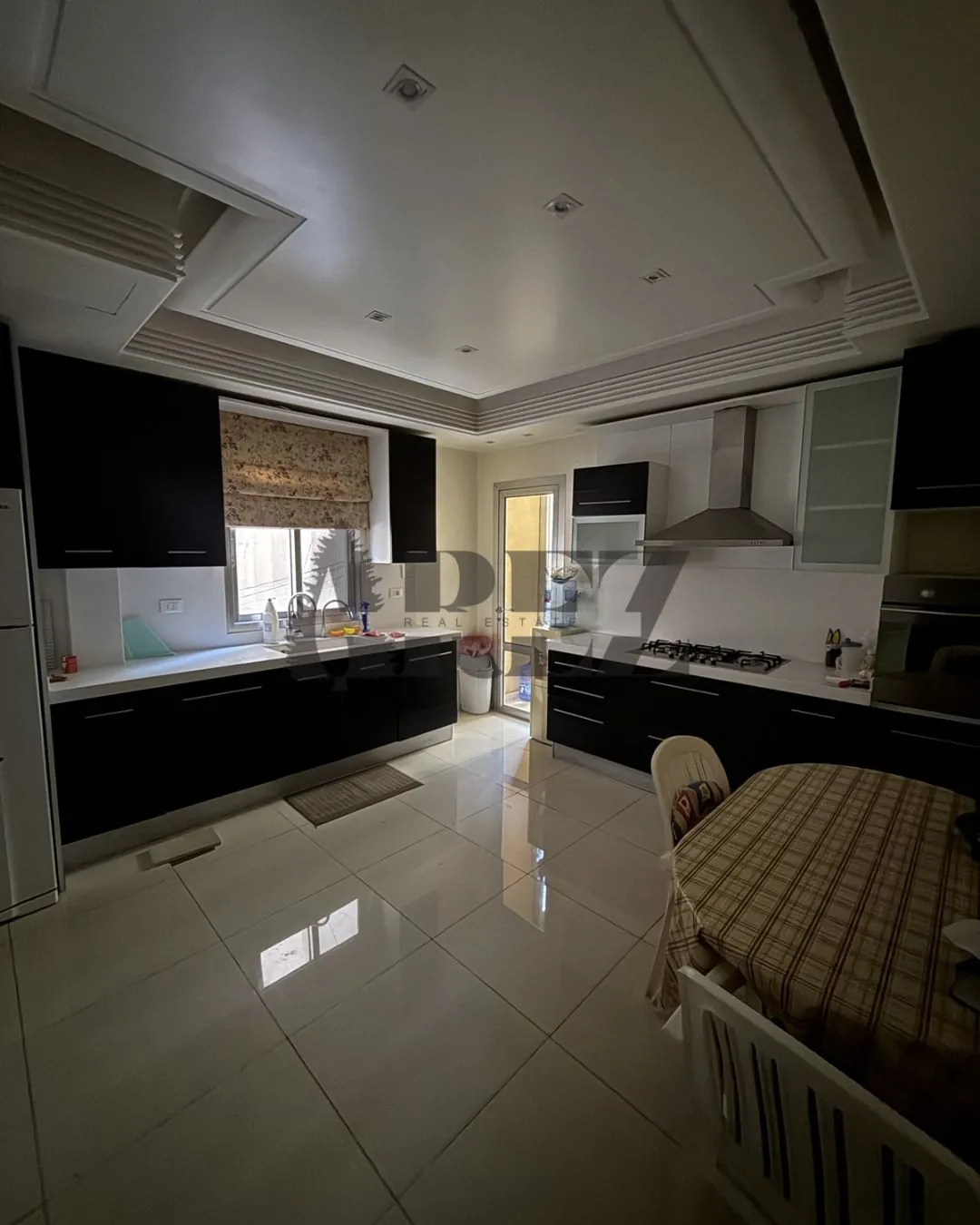 Apartment for Sale in Sakiet El Janzir, Beirut — photo 2