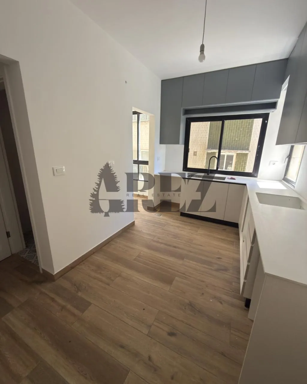 Apartment for Sale in Sakiet El Janzir, Beirut — photo 3
