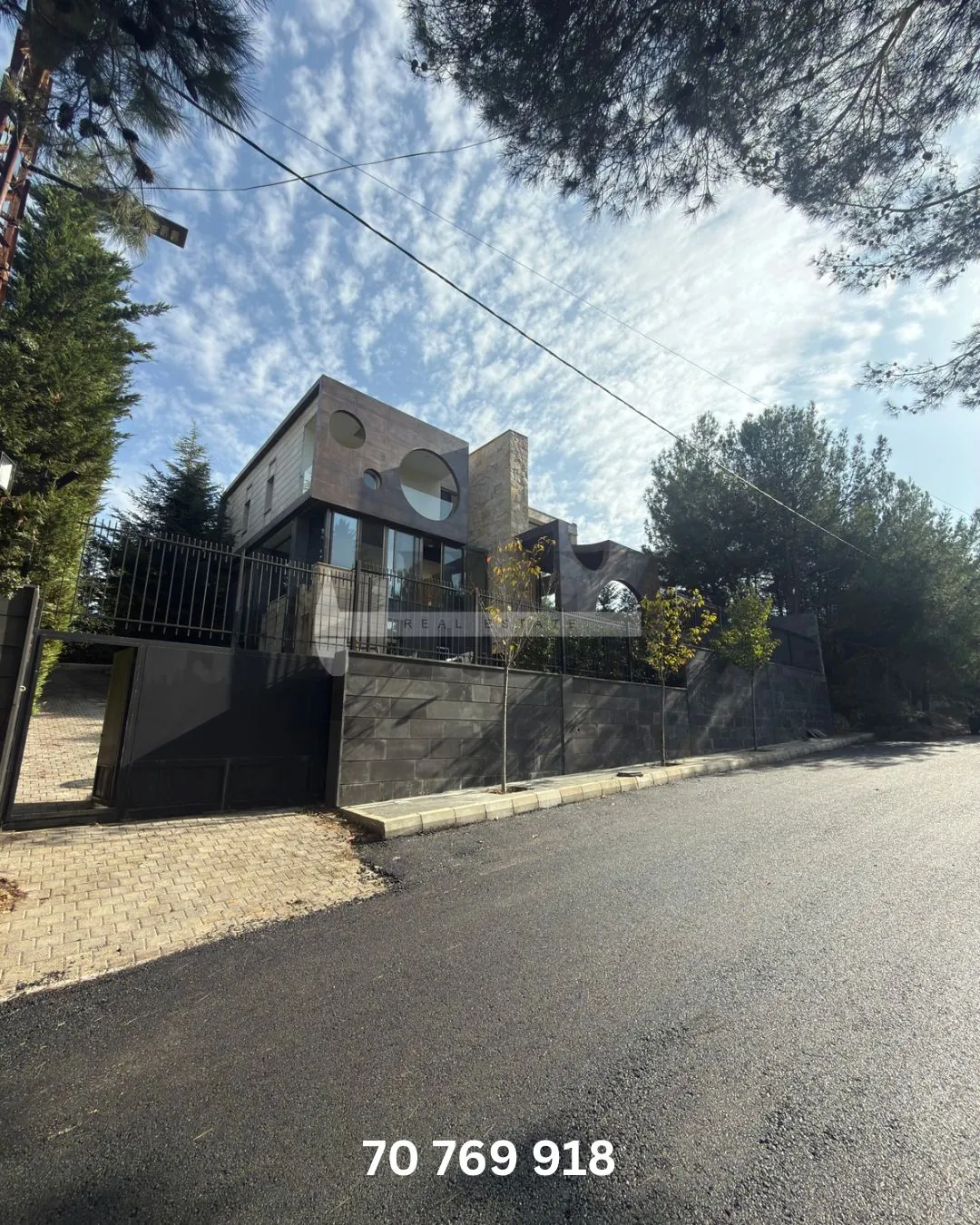 Luxury Villa with Infinity Pool for Sale in Chemlane, Aley — photo 4
