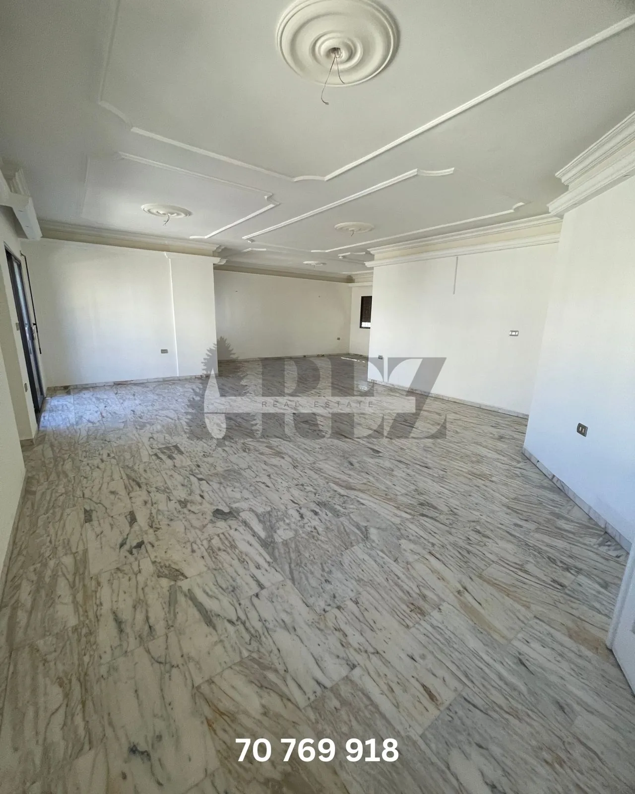 Spacious Apartment for Sale in Bourj Abi Haydar, Beirut — photo 2