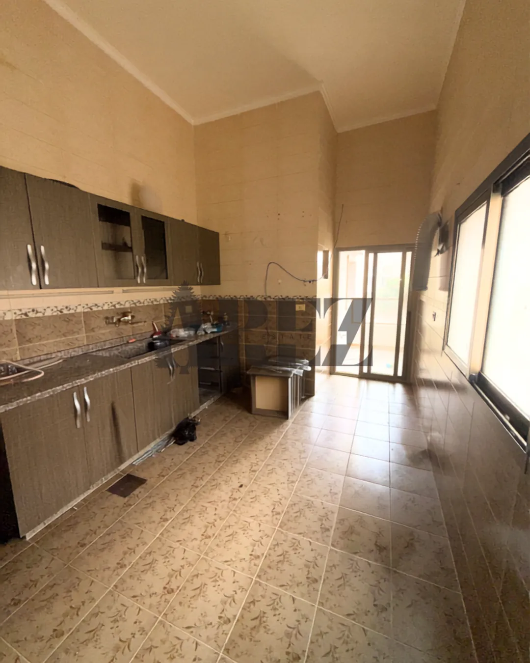 2 Bedroom Apartment for Sale in Dawhet Aramoun — الصورة 2