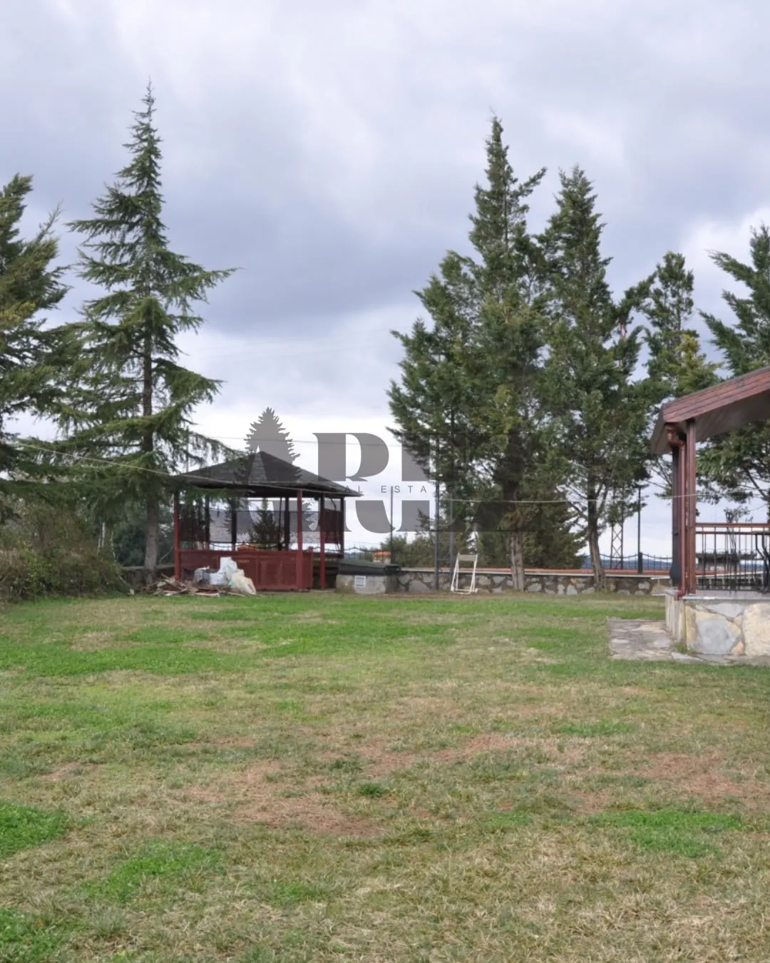 Villa with Garden for Sale in Dilovasi, Kocaeli, Turkey — الصورة 3