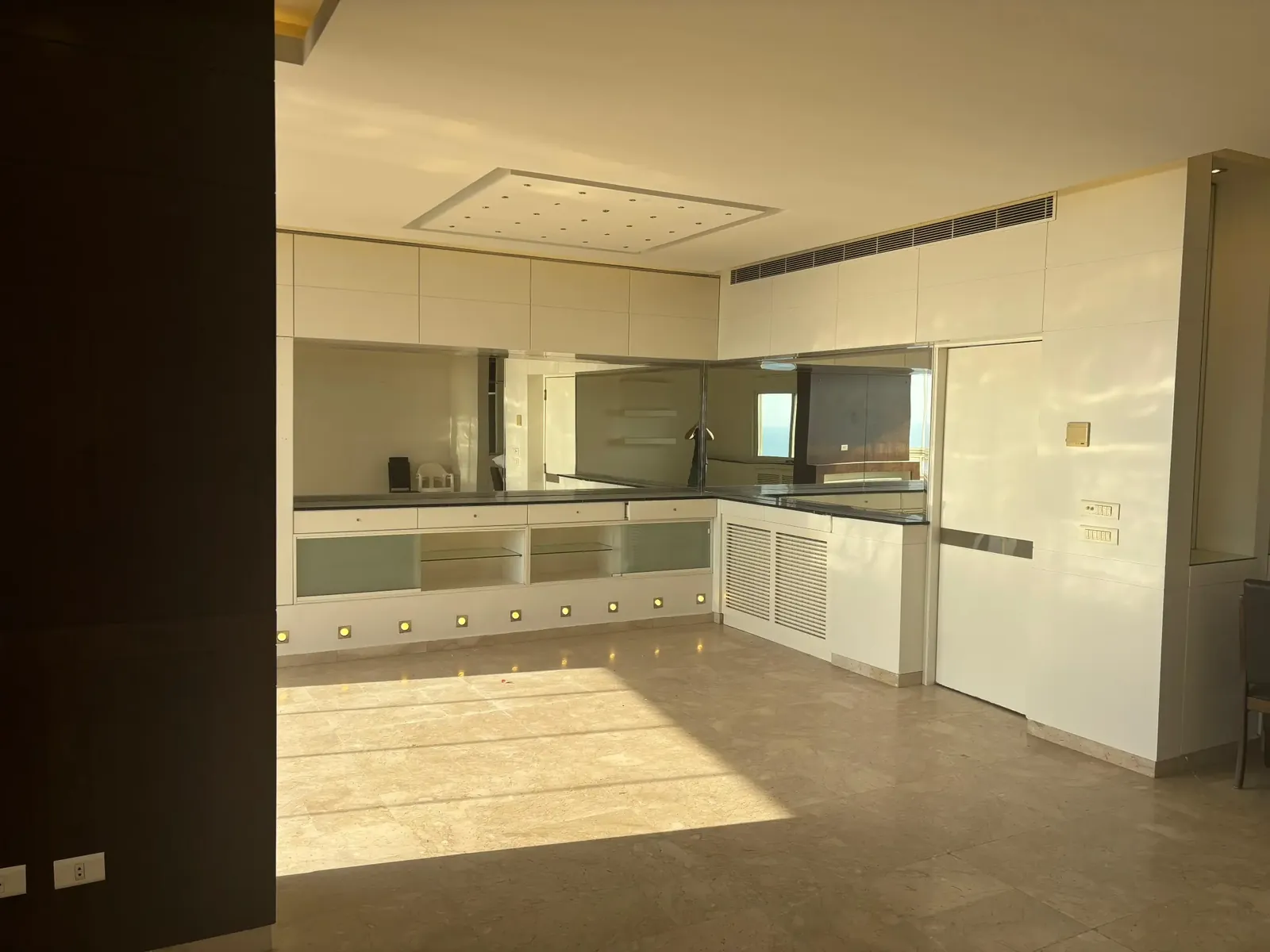 Jbeil – Luxury Apartment — photo 3