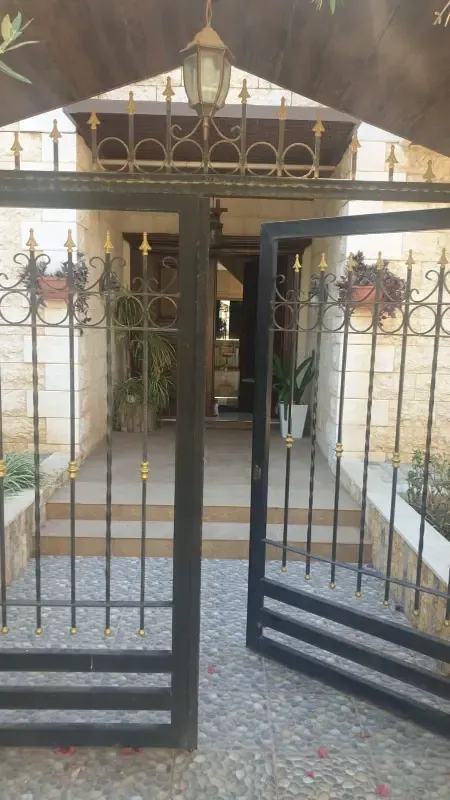 Villa for Sale in Mansourieh — الصورة 5