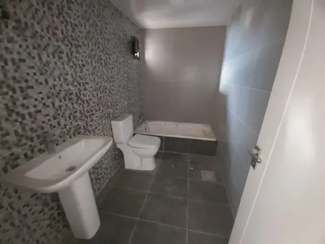 Apartment for Sale – Halat, Jbeil — الصورة 3
