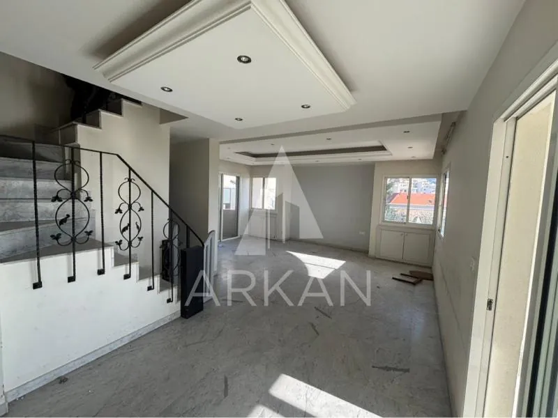 Duplex Apartment for Rent – Jbeil