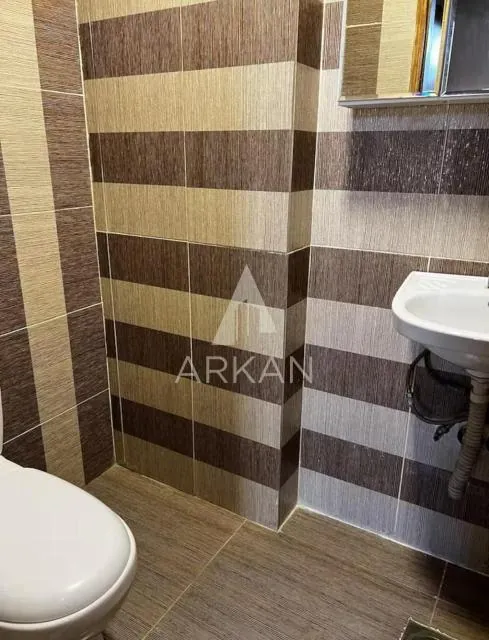 Chalet for Sale in Faraya – Panoramic View – 135 sqm + Terrace — الصورة 3