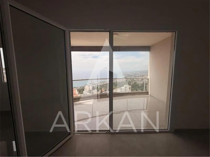 Apartment for Sale in Halat – 3 Bedrooms with Sea & Mountain View