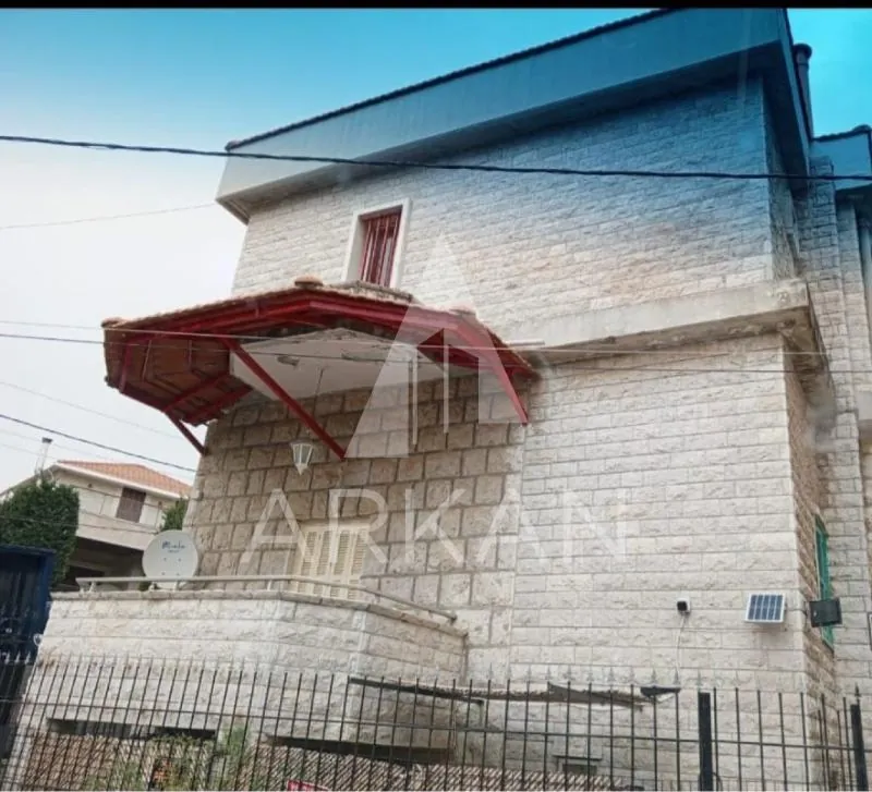 Triplex for Sale in Ajaltoun | 350 sqm with Terrace & Open View — الصورة 2