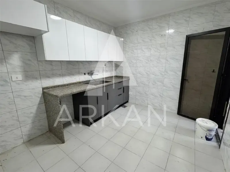 Apartment for Sale in Ain El Rihaneh | 130 sqm with 3 Bedrooms and Parking
