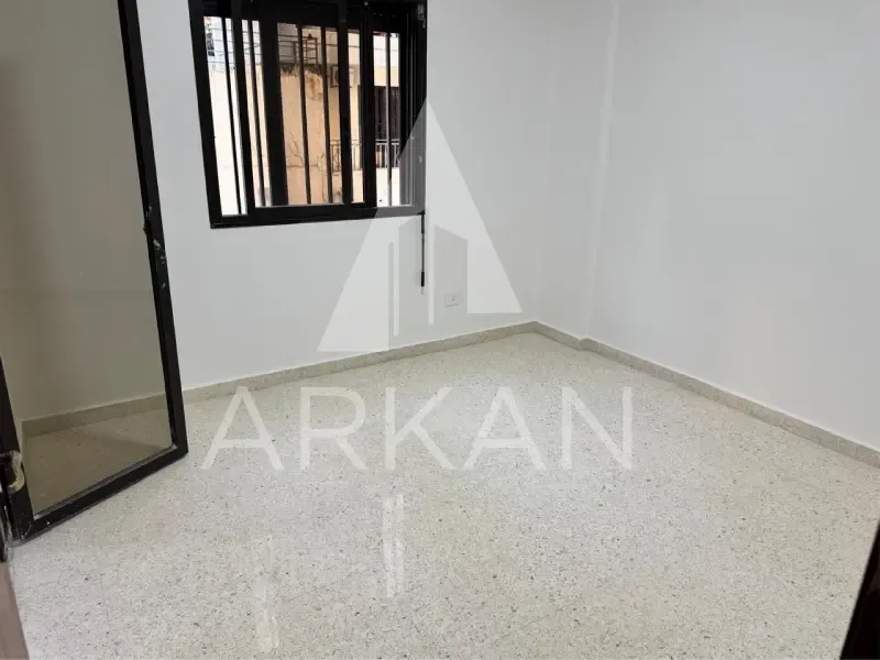 Apartment for Sale in Ain El Rihaneh | 130 sqm with 3 Bedrooms and Parking — الصورة 3