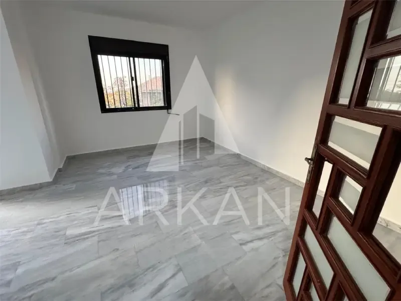 Apartment for Sale in Ain El Rihaneh | 130 sqm with 3 Bedrooms and Parking — الصورة 4