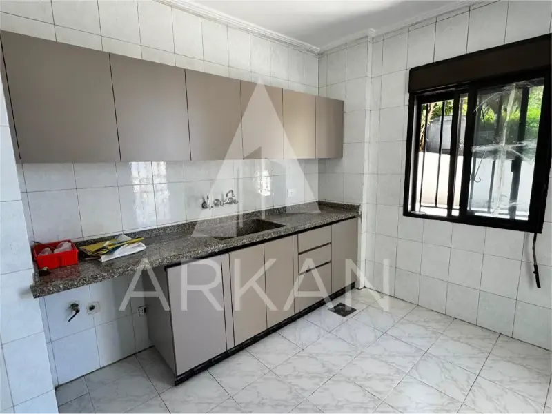 Apartment with Terrace for Sale in Ain El Rihaneh | 120 sqm + 70 sqm Terrace — الصورة 2