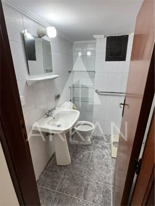 Apartment with Terrace for Sale in Ain El Rihaneh | 120 sqm + 70 sqm Terrace — الصورة 5