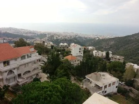 Apartment for Sale in Ain El Rihaneh | 77 sqm Ground Floor Apartment with Parking — الصورة 2