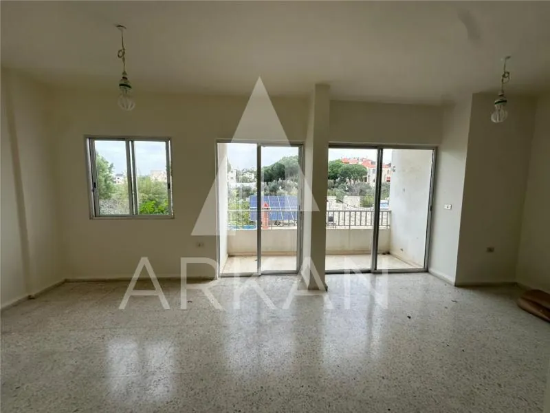 Apartment for Sale in Amchit | 115 sqm with 2 Bedrooms and Multiple Balconies — الصورة 2