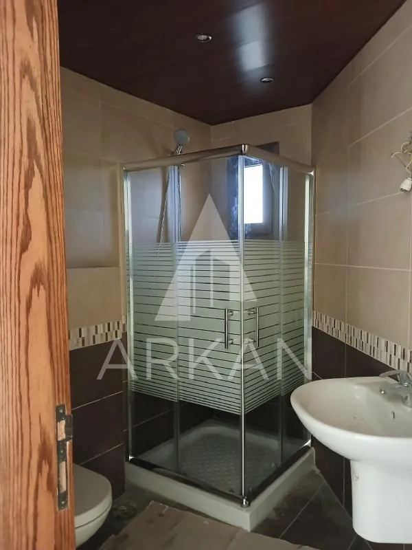 Apartment for Sale in Ballouneh | 245 sqm Apartment with 200 sqm Private Garden — الصورة 2