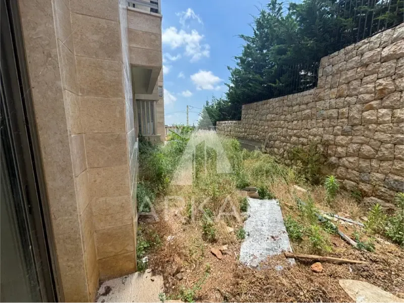 Apartment for Sale in Jeita with Garden — الصورة 3