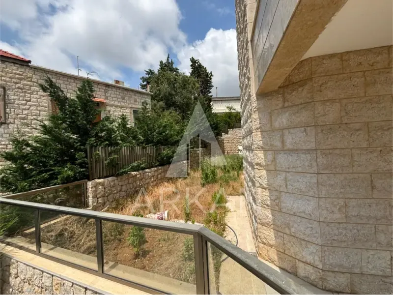 Apartment for Sale in Jeita with Garden — الصورة 4