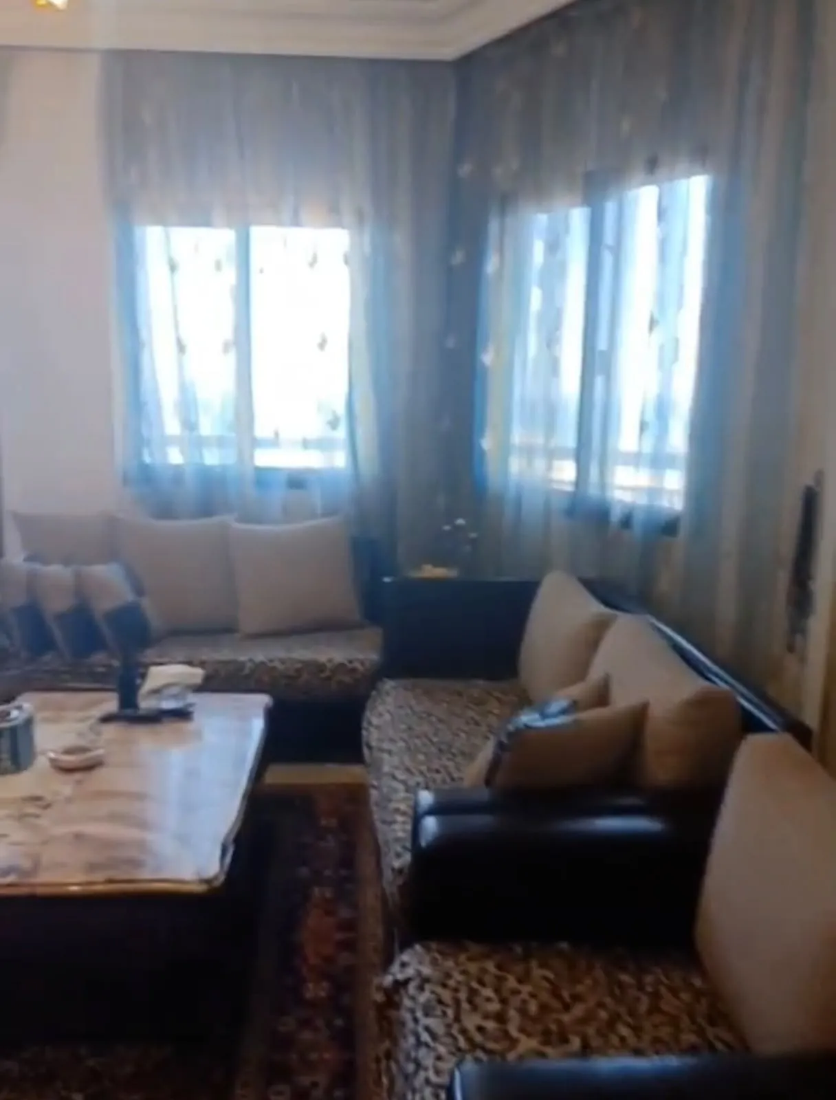 Apartment for Sale in Dohat Aramoun – Fully Furnished — الصورة 4