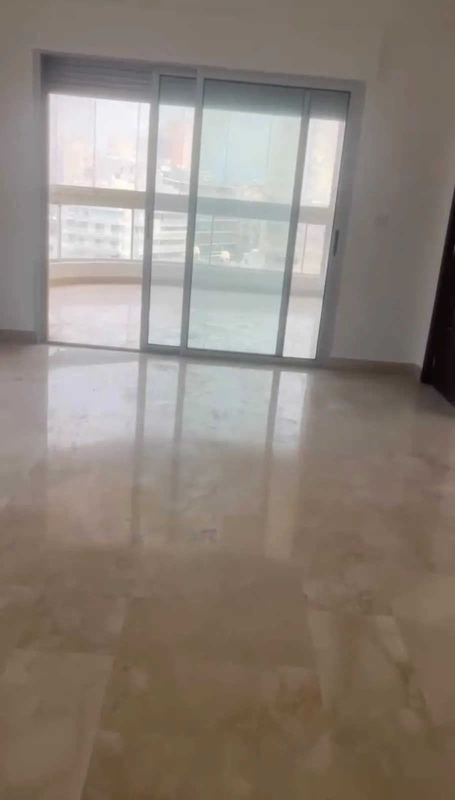 Luxury Apartment for Sale in Achrafieh — الصورة 5