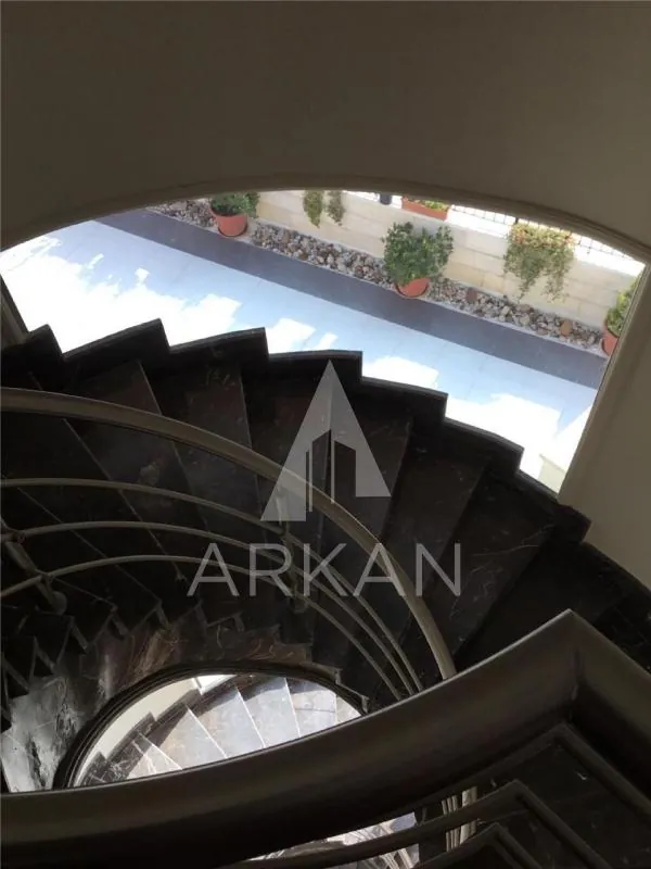Luxury Villa for Sale in Chamlan, Souk El Gharb — الصورة 2