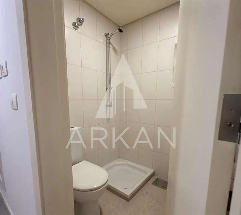 Apartment for Sale in Sioufi, Achrafieh — الصورة 2