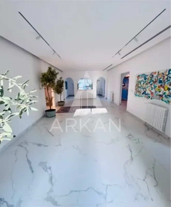 Apartment for Sale in Sioufi, Achrafieh — الصورة 2