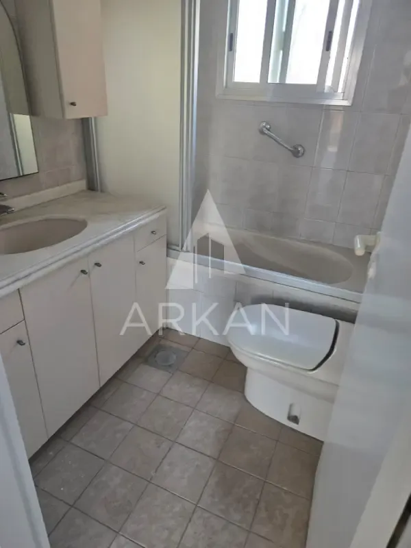 Apartment for Sale in Sioufi, Achrafieh – 9th Floor — الصورة 3