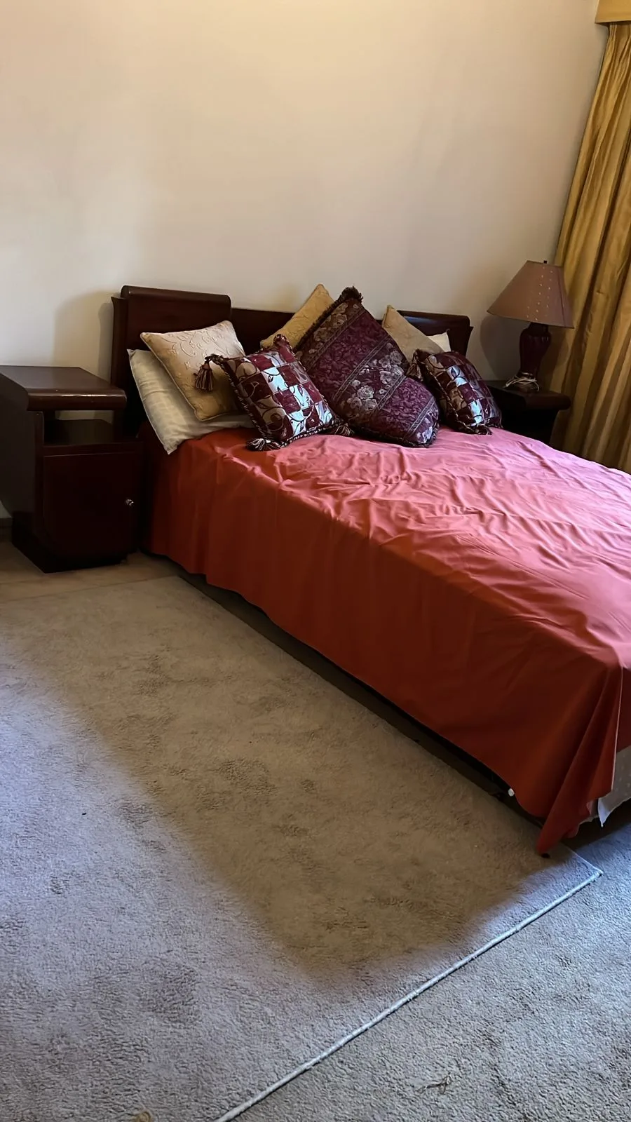 Apartment for Rent in Hamra, Beirut, Lebanon — الصورة 9